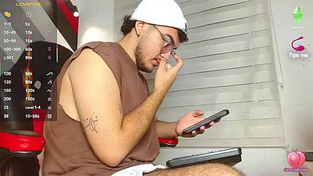 Snapshot of Zac_Golden chatting on 05/07/26, 11:59 Zac Golden online show from 05/07/26, 11:59