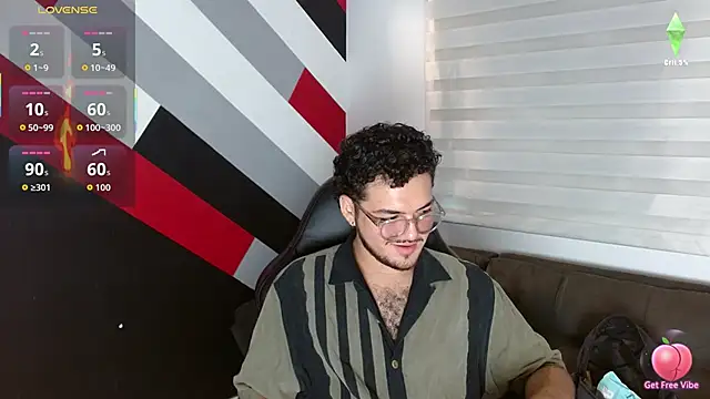 Snapshot of Zac_Golden chatting on 06/07/26, 06:11 Zac Golden online show from 06/07/26, 06:11