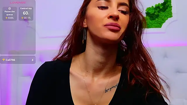 ElisaCharm online show from 01/19/26, 03:32