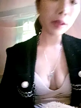 mekaka00 online show from 12/23/25, 04:32