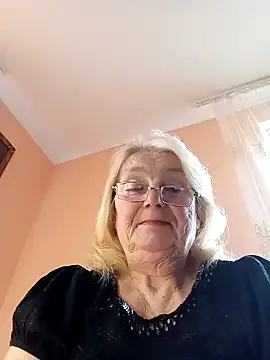 AmyLove353 online show from 11/17/25, 11:38