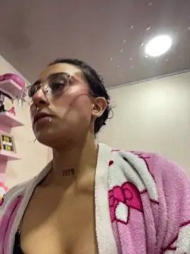 Violeet-Smith online show from 10/25/25, 07:19