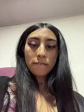 Violeet-Smith online show from 02/18/26, 01:45