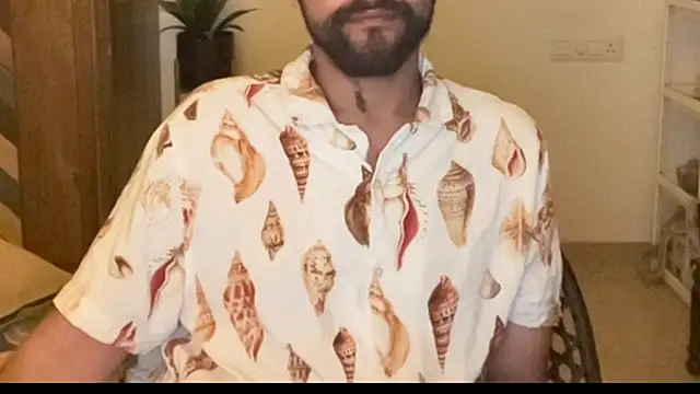 MakeMeAwareAah online show from 12/21/25, 04:14