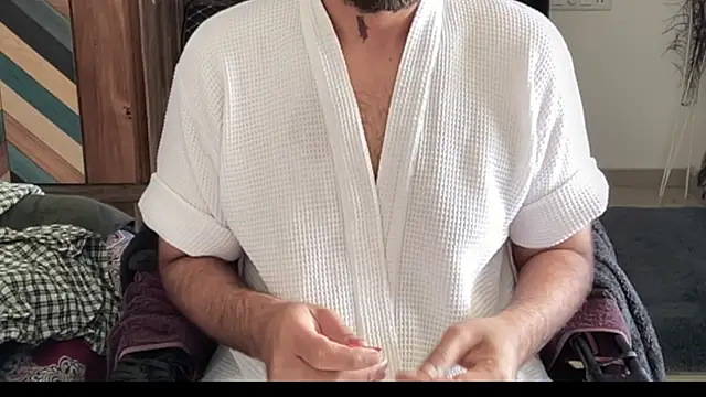 MakeMeAwareAah online show from 01/13/26, 06:40