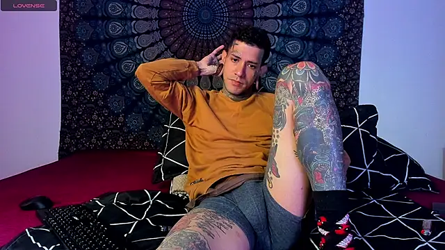 cleoo jhonny online show from 02/13/26, 12:28