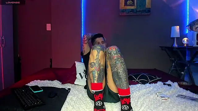 cleoo jhonny online show from 03/25/26, 02:39