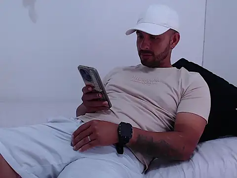 jacob cyclist online show from 10/29/25, 03:36