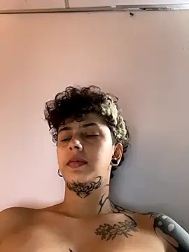 Abby Evanns1 online show from 12/21/25, 02:24