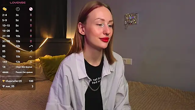 ZolaDickmann online show from 10/30/25, 08:05