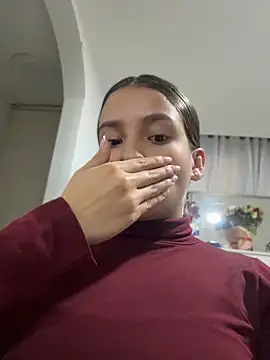 Talia Bonet online show from 04/15/26, 11:16