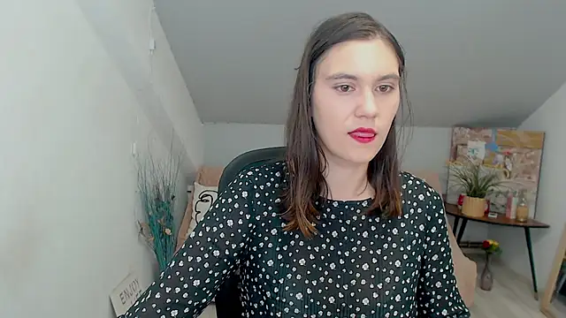 IzzyMonro online show from 10/23/25, 04:17