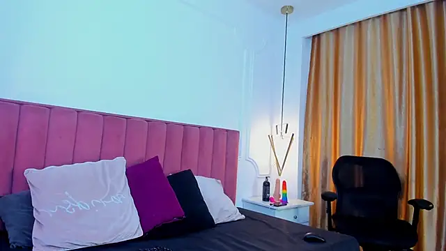 Celina Kyle1 online show from 10/27/25, 09:08