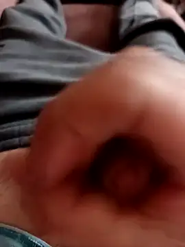 Snapshot of MFUE2020 chatting on 11/03/25, 05:03 MFUE2020 online show from 11/03/25, 05:03