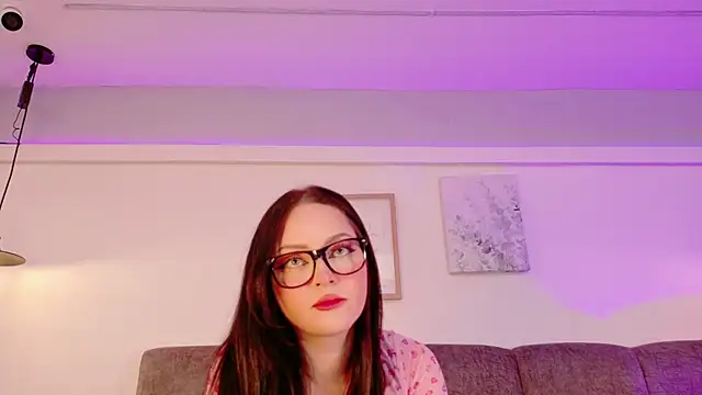 Emily Baby20 online show from 04/07/26, 09:26