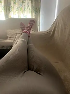 Snapshot of Rubia_divina7 chatting on 11/18/25, 10:52 Rubia divina7 online show from 11/18/25, 10:52