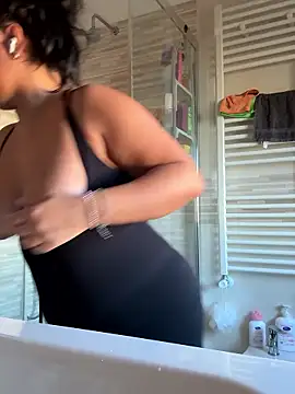 gatitalocahot online show from 01/11/26, 01:05