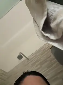 gatitalocahot online show from 04/21/26, 07:06