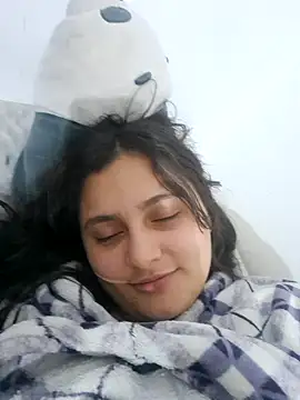 Layla Latina online show from 11/02/25, 03:53