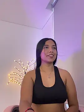 Snapshot of aly_nicols chatting on 02/11/26, 10:37 aly nicols online show from 02/11/26, 10:37