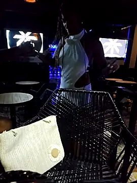 Trissa Benson online show from 10/31/25, 02:34