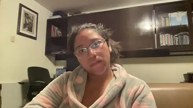 Kmiii21 online show from 11/05/25, 01:27