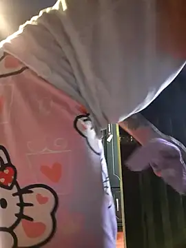 Snapshot of Isis_Bathory chatting on 11/08/25, 03:23 Isis Bathory online show from 11/08/25, 03:23