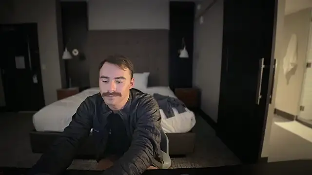 bobbyatx online show from 11/11/25, 07:30