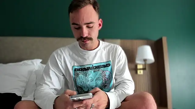 bobbyatx online show from 11/27/25, 09:17