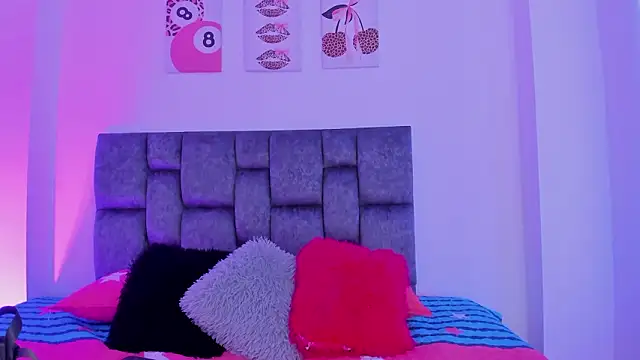 kittymonroe1 online show from 02/11/26, 06:02