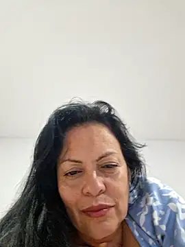 Snapshot of viviana-sexi chatting on 06/04/26, 08:31 viviana-sexi online show from 06/04/26, 08:31
