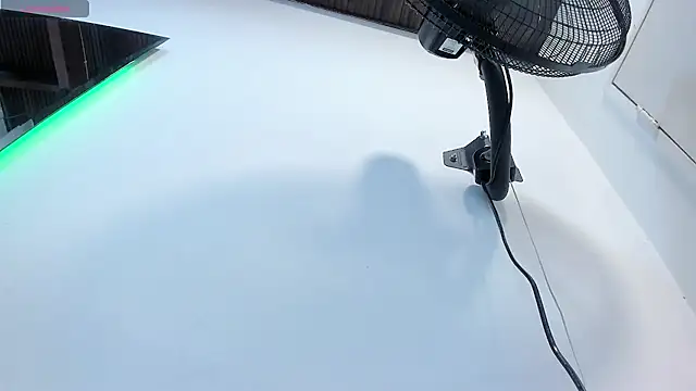 mirandaduboiss online show from 04/10/26, 04:55