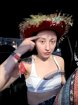 kutekiwi online show from 12/22/25, 12:18