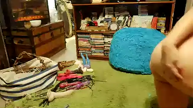 MorgannaVamp online show from 04/21/26, 02:51