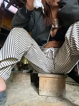 2k7-sex online show from 10/22/25, 01:39