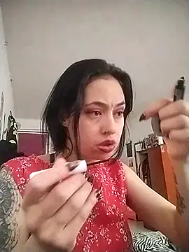 Snapshot of Chuchii05 chatting on 10/25/25, 01:40 Chuchii05 online show from 10/25/25, 01:40