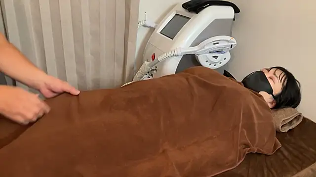 HaramaseSeitai online show from 10/28/25, 03:14