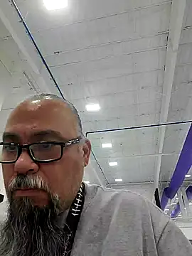 tsmack1972 online show from 10/21/25, 05:41