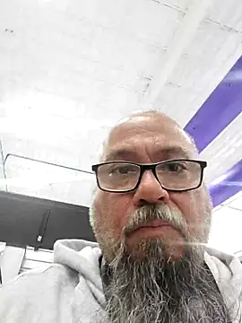 tsmack1972 online show from 12/04/25, 05:39