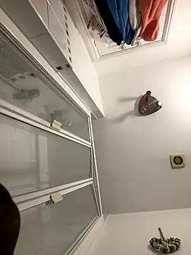 Gia Atkinson online show from 10/26/25, 08:26