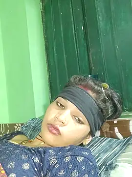 Snapshot of Bhumika_Love chatting on 10/28/25, 02:15 Bhumika Love online show from 10/28/25, 02:15