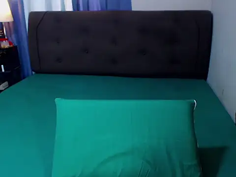 amalia92 online show from 11/28/25, 05:43