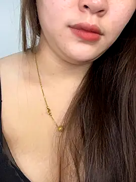 helo-kitty online show from 11/08/25, 02:39