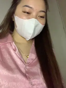 helo-kitty online show from 02/13/26, 02:57