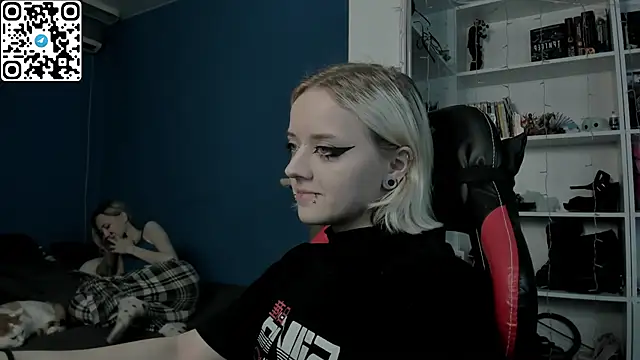 Holy Mistress S online show from 12/20/25, 10:22