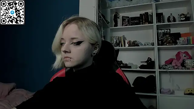 Holy Mistress S online show from 01/11/26, 09:58