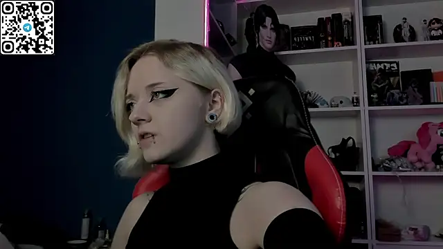 Holy Mistress S online show from 02/07/26, 10:19