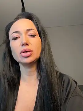 majestic madam online show from 03/28/26, 11:21