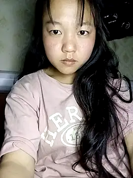 Quynhsumon online show from 02/13/26, 02:57