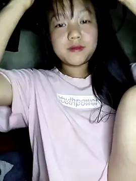 Quynhsumon online show from 03/10/26, 04:01